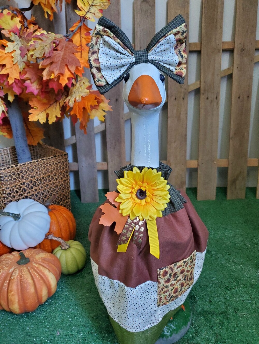 23" Porch Goose Dress & Bow Set Fall